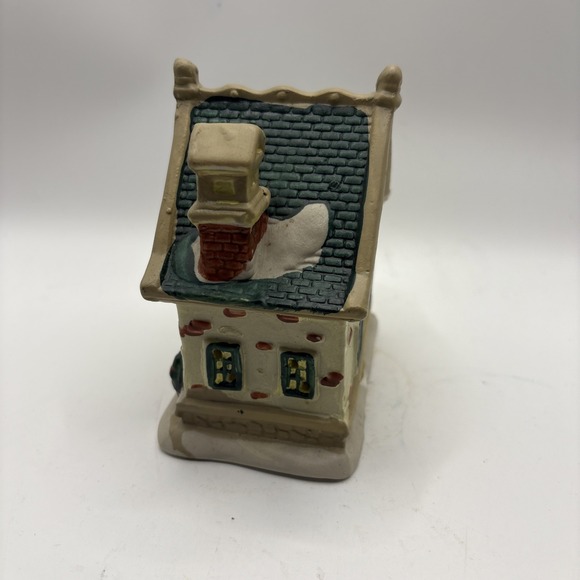 Greenbrier International Ceramic Christmas Decor Village House - Picture 5 of 8